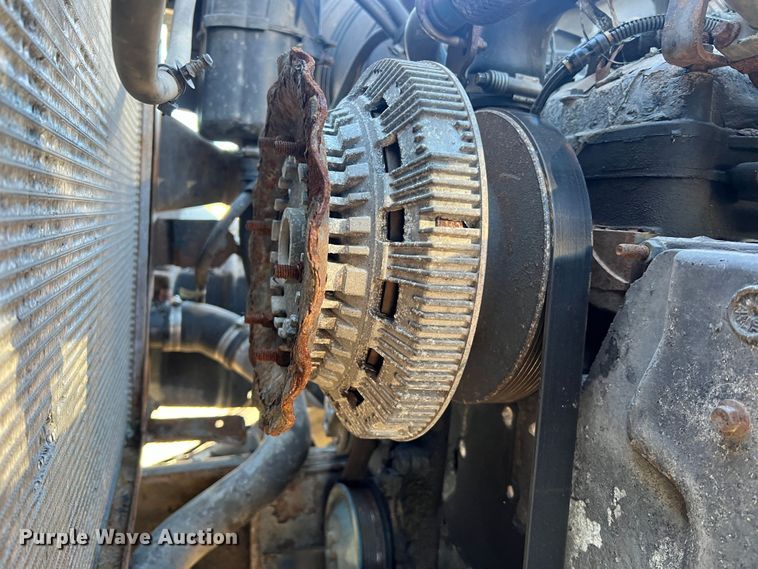 image for item JU9837 2006 International 7400  dump truck