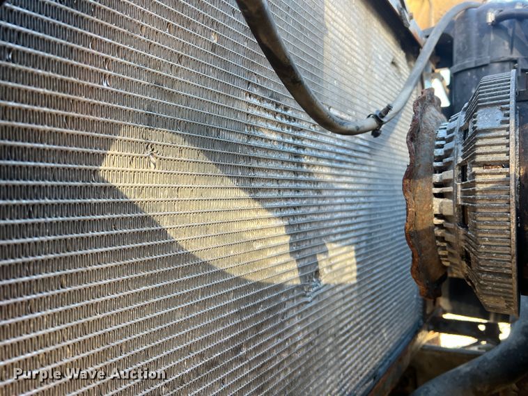 image for item JU9837 2006 International 7400  dump truck