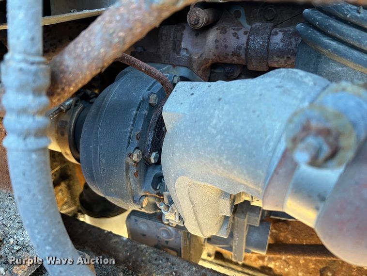 image for item JU9837 2006 International 7400  dump truck