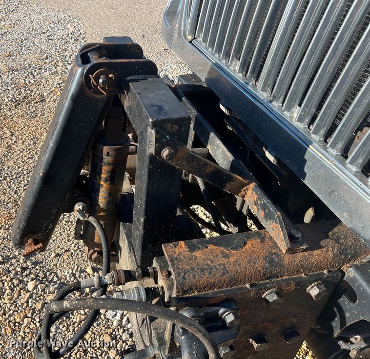 image for item JU9837 2006 International 7400  dump truck