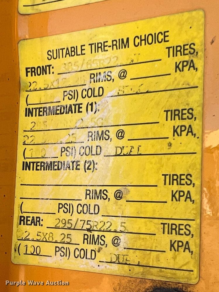 image for item JU9837 2006 International 7400  dump truck