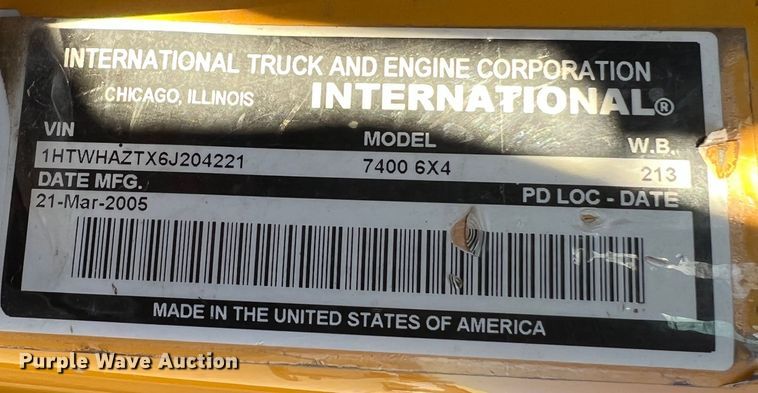 image for item JU9837 2006 International 7400  dump truck