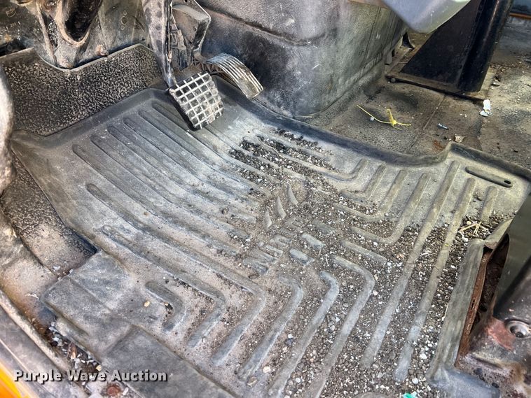 image for item JU9838 2006 International 7400  dump truck