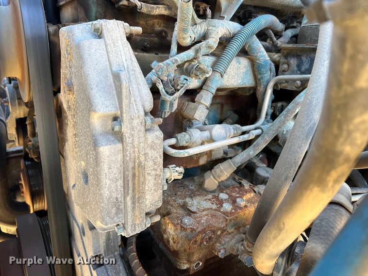 image for item JU9838 2006 International 7400  dump truck