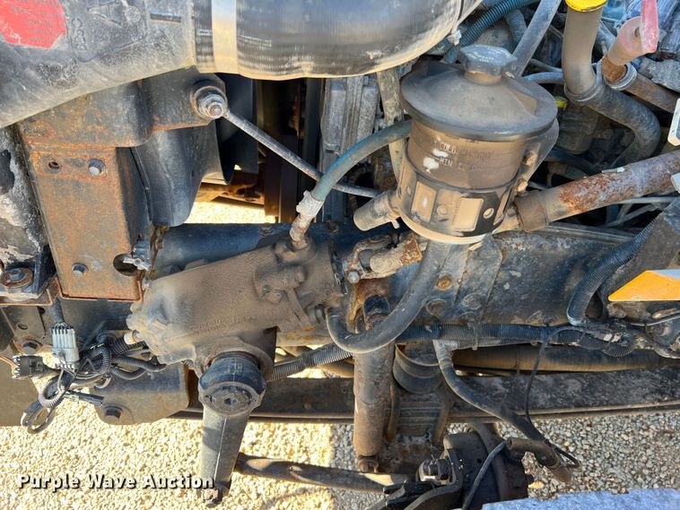 image for item JU9838 2006 International 7400  dump truck