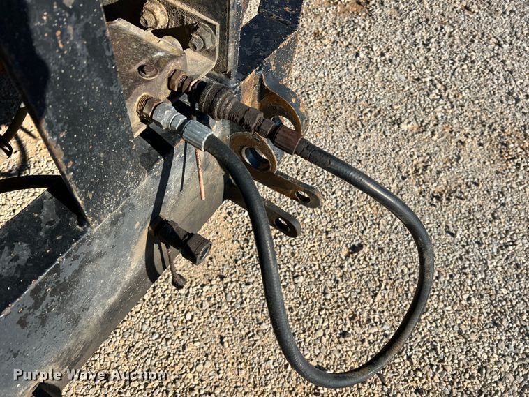 image for item JU9838 2006 International 7400  dump truck