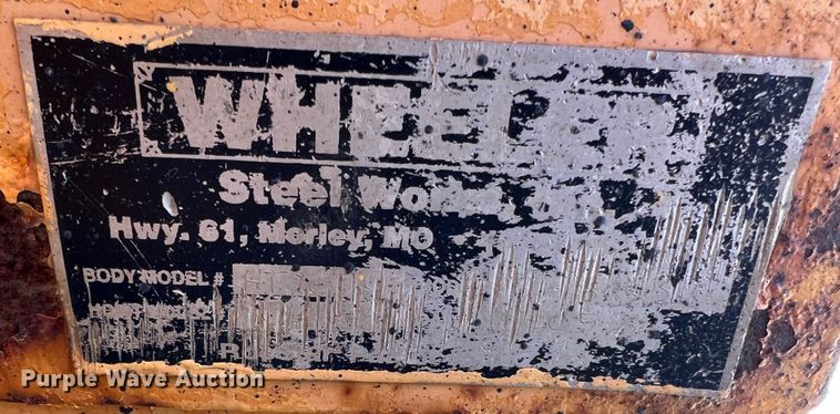 image for item JU9838 2006 International 7400  dump truck