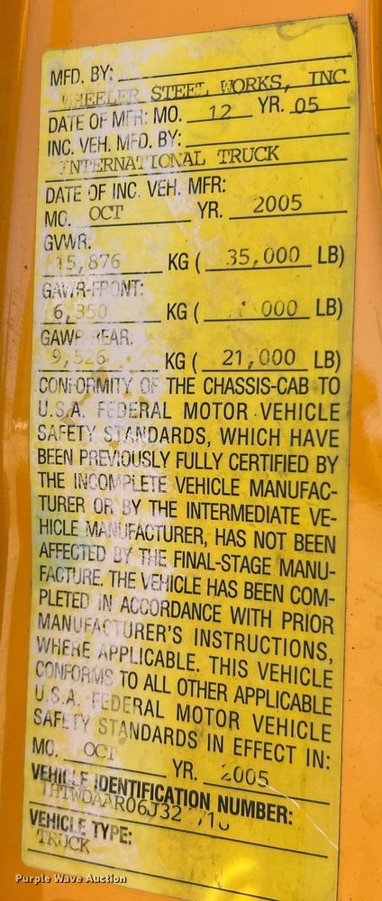 image for item JU9838 2006 International 7400  dump truck