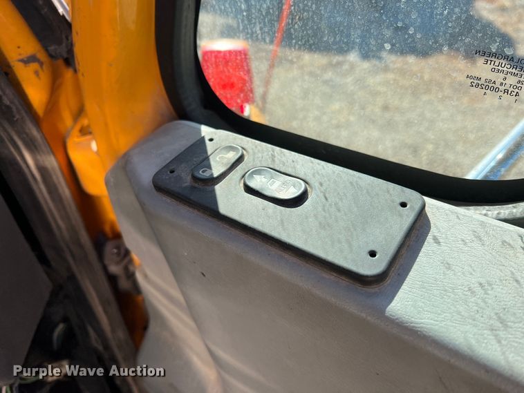 image for item JU9840 2007 International 7400  dump truck