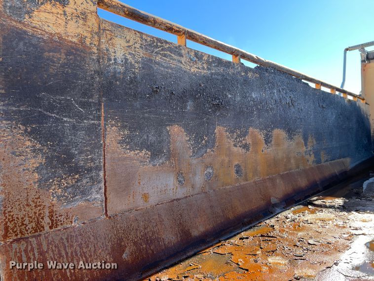 image for item JU9840 2007 International 7400  dump truck