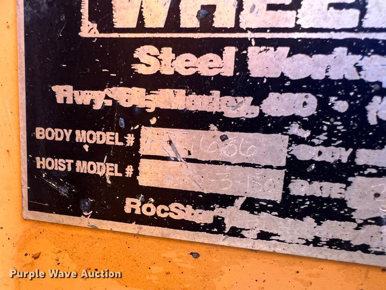 image for item JU9840 2007 International 7400  dump truck