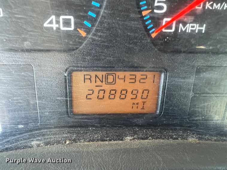 image for item JU9841 2005 International 7400  dump truck