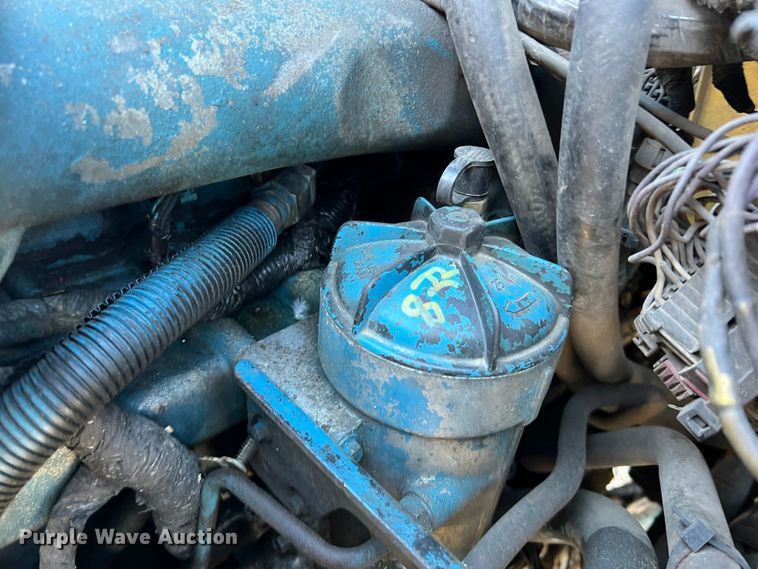 image for item JU9841 2005 International 7400  dump truck