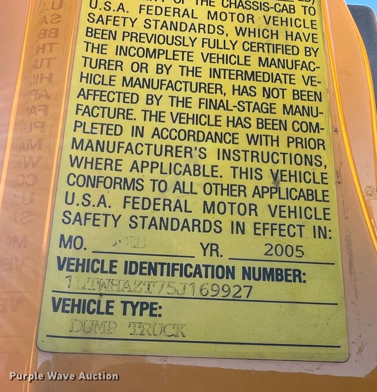 image for item JU9841 2005 International 7400  dump truck