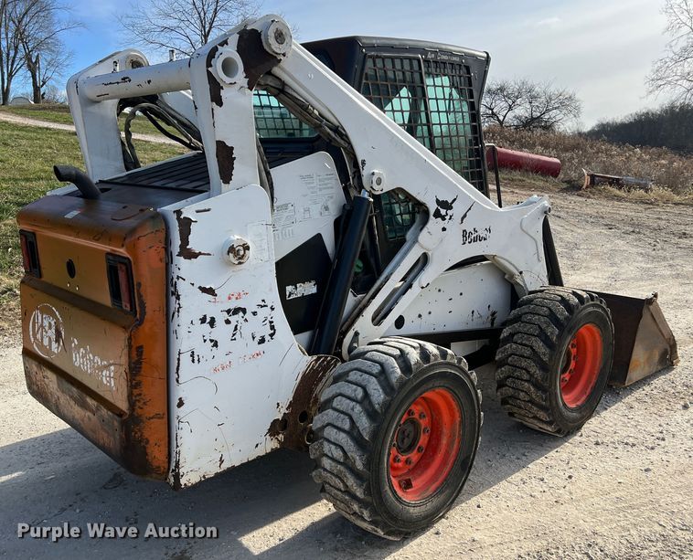 image for item JU9843 2001 Bobcat 873  skid steer loader