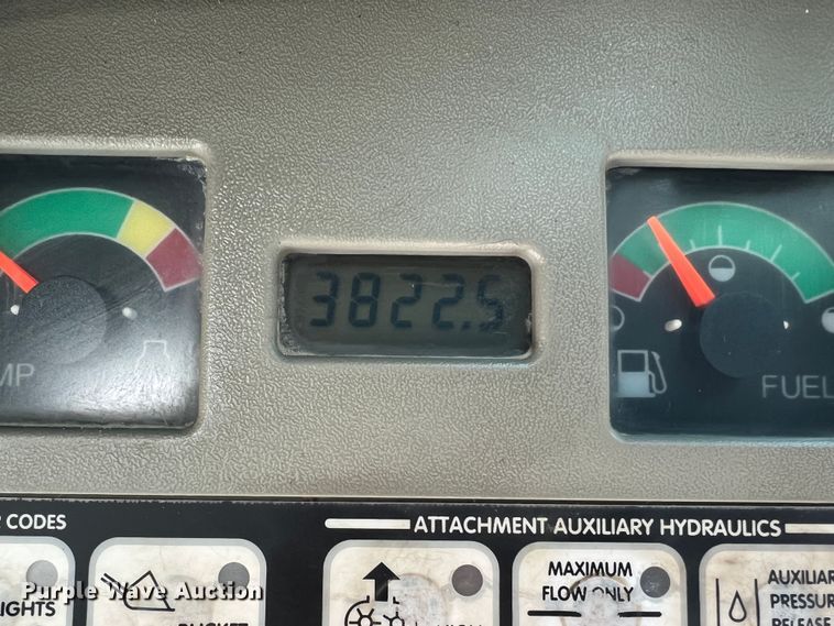 image for item JU9843 2001 Bobcat 873  skid steer loader