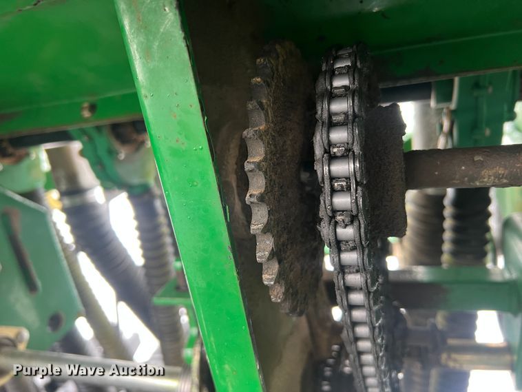 image for item JU9866 Great Plains 705NG  grain drill