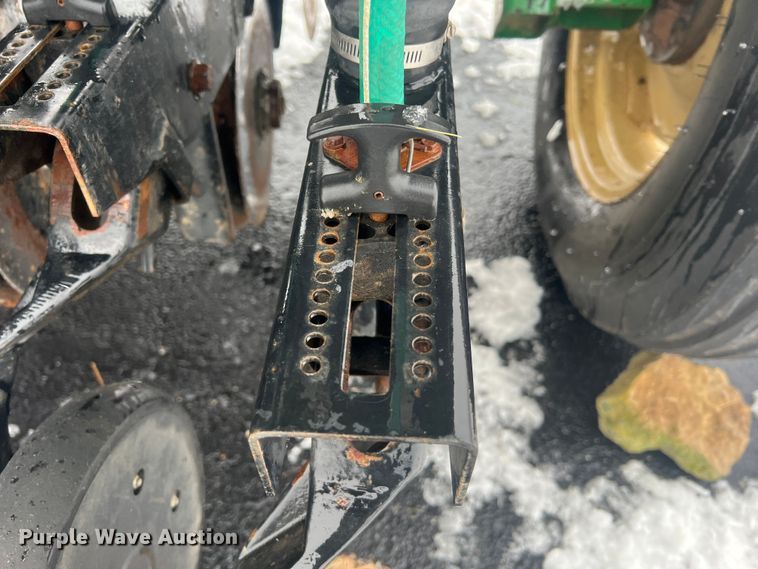 image for item JU9866 Great Plains 705NG  grain drill