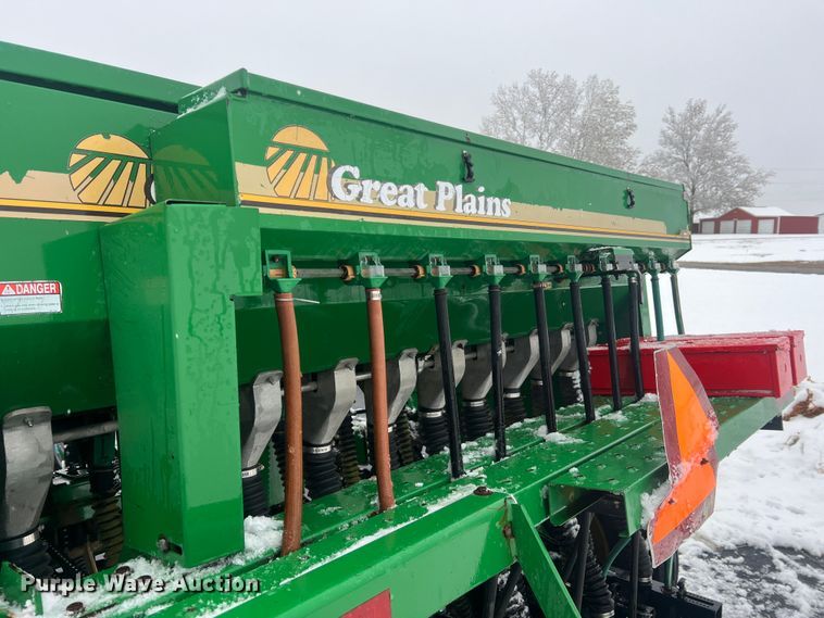image for item JU9866 Great Plains 705NG  grain drill