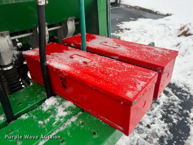 image for item JU9866 Great Plains 705NG  grain drill