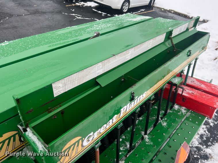 image for item JU9866 Great Plains 705NG  grain drill