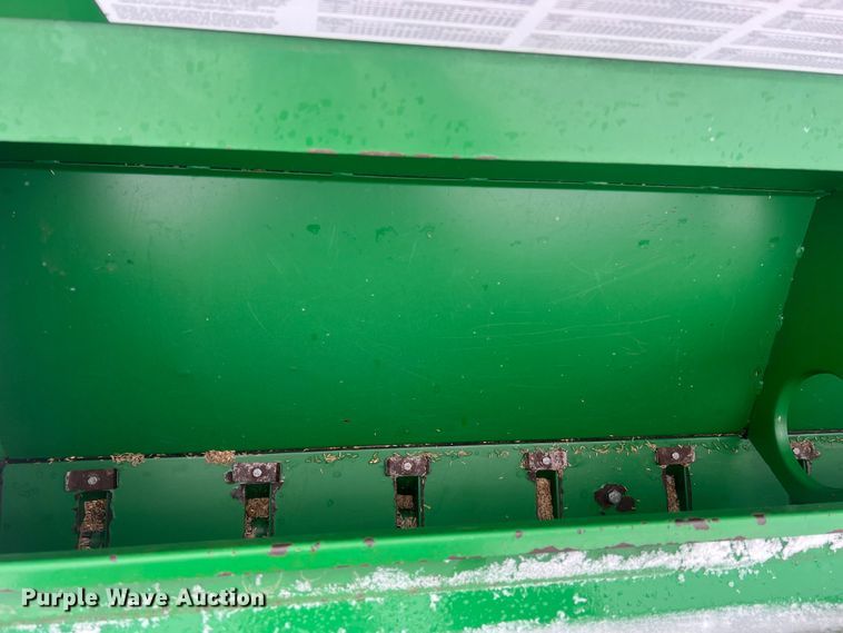 image for item JU9866 Great Plains 705NG  grain drill