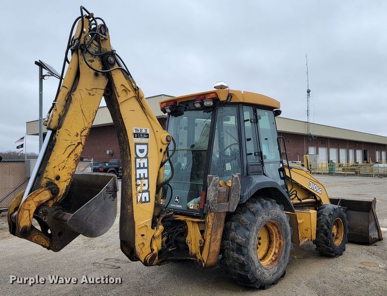 image for item KB9927 2005 John Deere 310SG  backhoe
