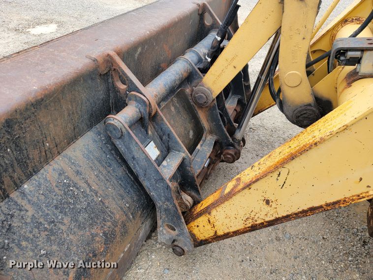 image for item KB9927 2005 John Deere 310SG  backhoe