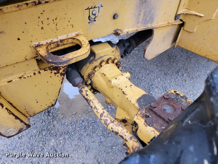 image for item KB9927 2005 John Deere 310SG  backhoe