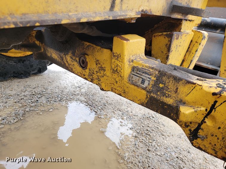 image for item KB9927 2005 John Deere 310SG  backhoe