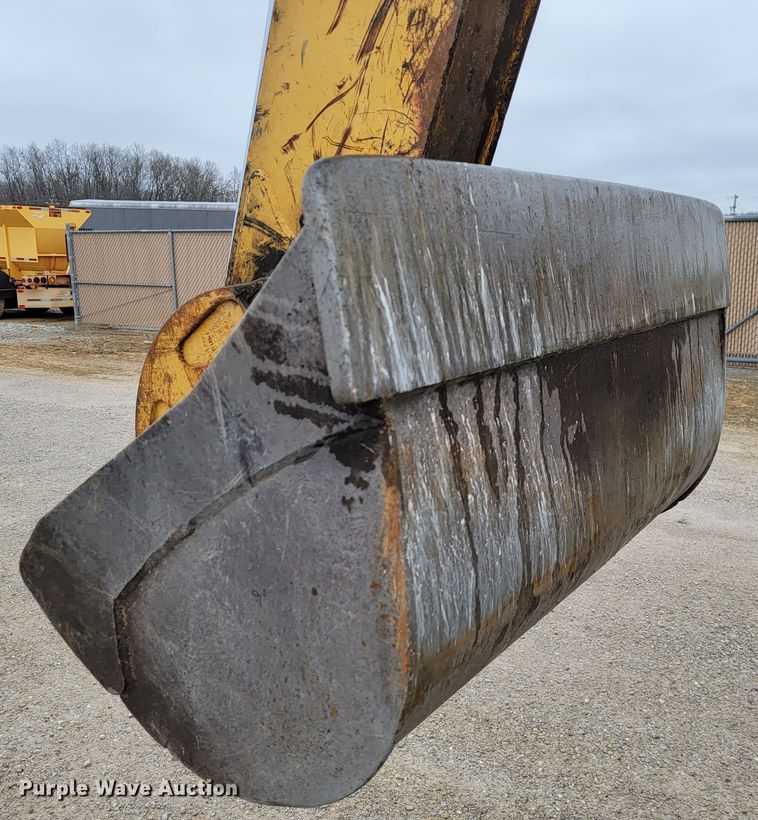 image for item KB9927 2005 John Deere 310SG  backhoe