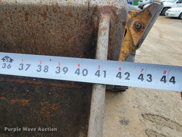 image for item KB9927 2005 John Deere 310SG  backhoe