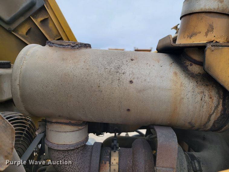 image for item KB9927 2005 John Deere 310SG  backhoe