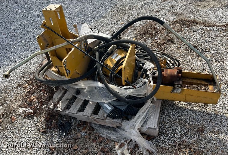 image for item KF9702 Tiger  side boom rotary mower