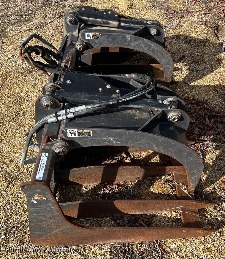 image for item KF9703 Skid steer grapple bucket