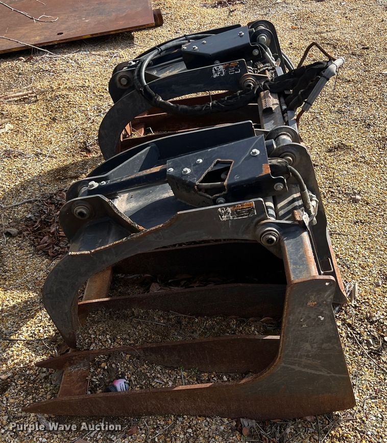 image for item KF9703 Skid steer grapple bucket