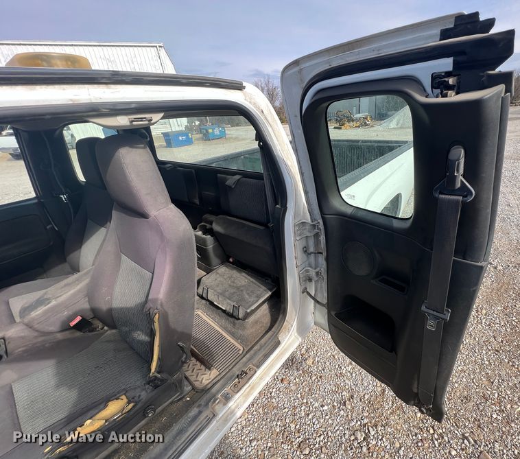 image for item KF9705 2012 GMC Canyon  Ext. Cab pickup truck