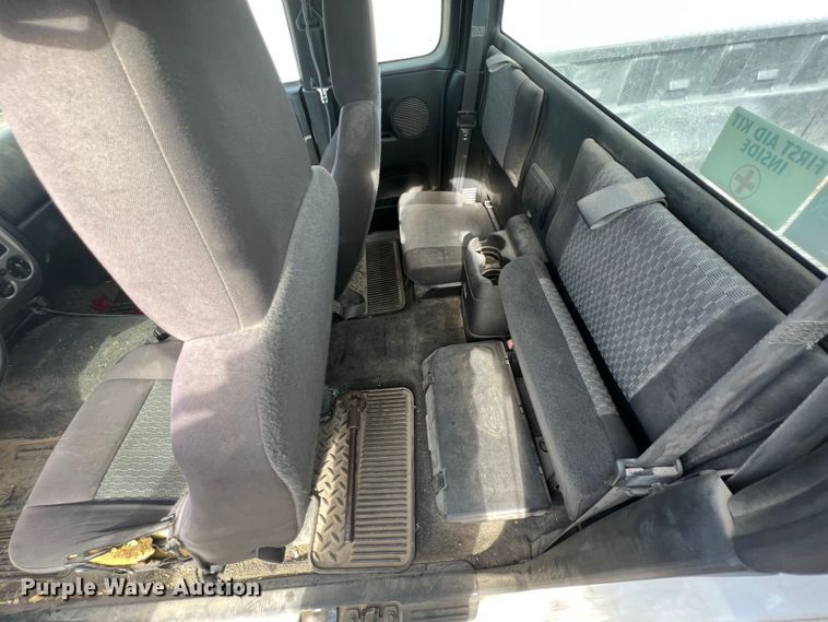 image for item KF9705 2012 GMC Canyon  Ext. Cab pickup truck