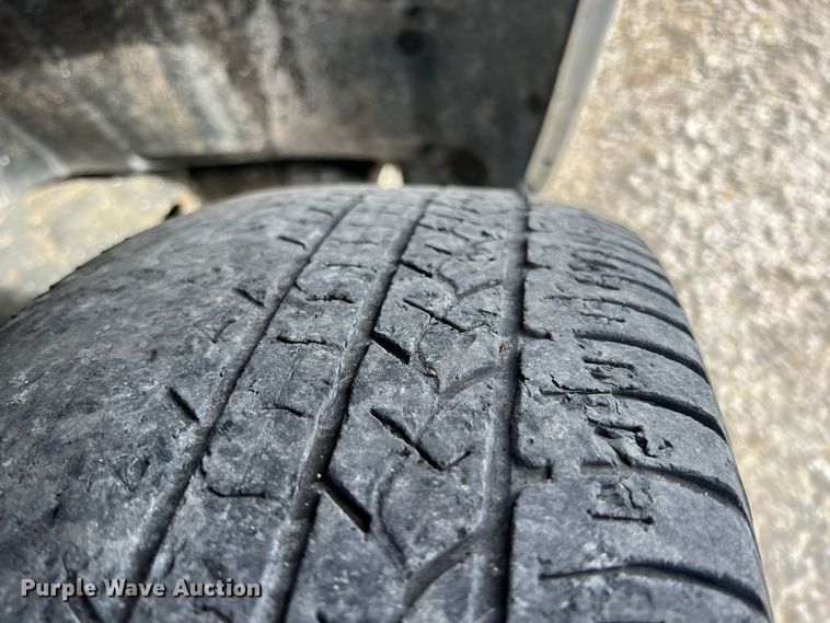 image for item KF9705 2012 GMC Canyon  Ext. Cab pickup truck