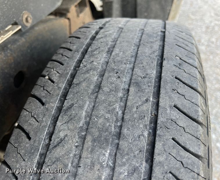 image for item KF9705 2012 GMC Canyon  Ext. Cab pickup truck