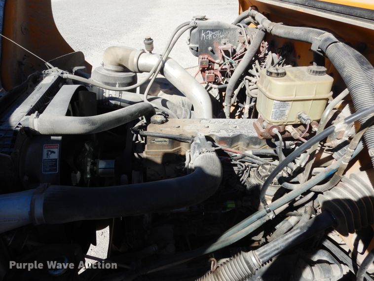 image for item KI9531 2003 Freightliner FS65 Thomas Built  school bus