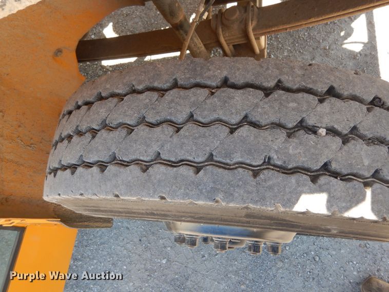 image for item KI9531 2003 Freightliner FS65 Thomas Built  school bus