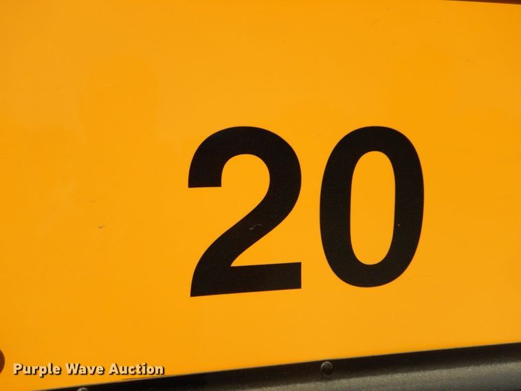 image for item KI9531 2003 Freightliner FS65 Thomas Built  school bus