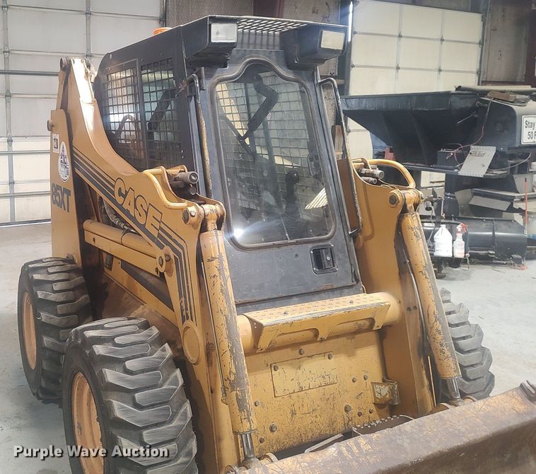 image for item KI9928 1999 Case 85XT  skid steer loader