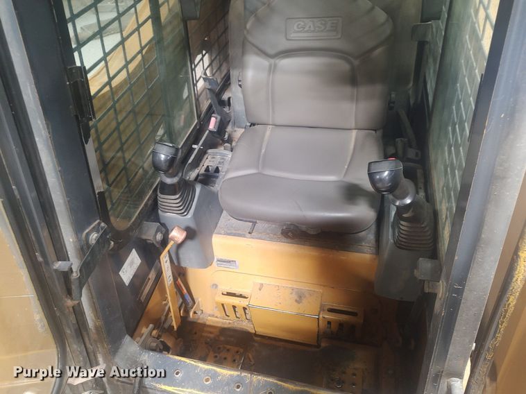 image for item KI9928 1999 Case 85XT  skid steer loader