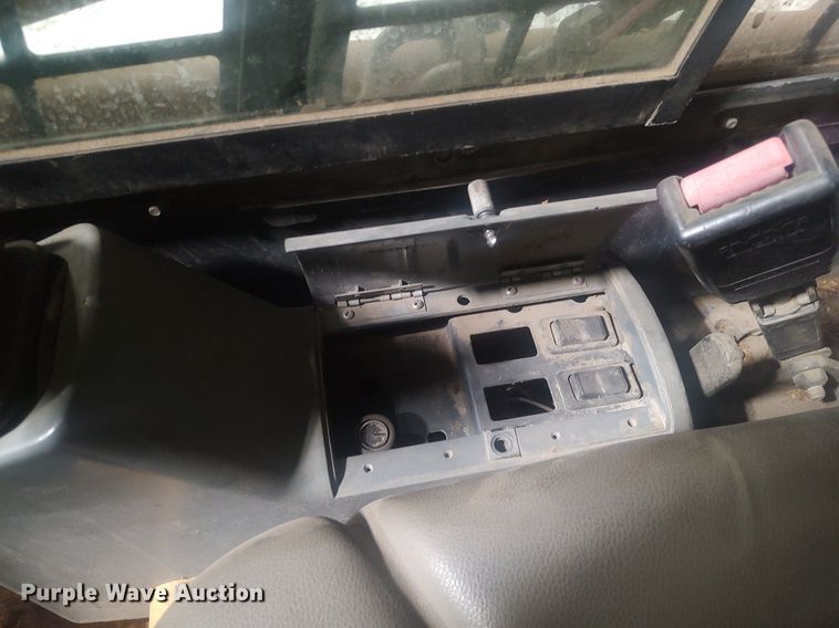 image for item KI9928 1999 Case 85XT  skid steer loader