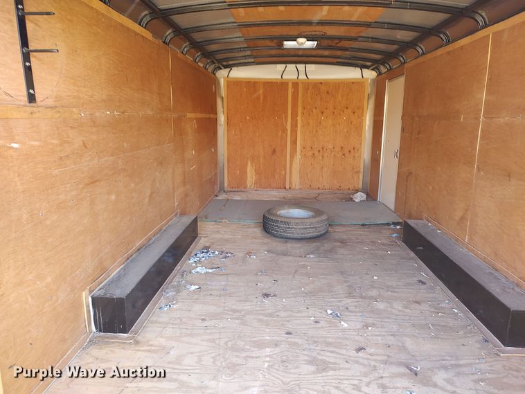 image for item KR9692 2007 Interstate I10218TA3  enclosed cargo trailer