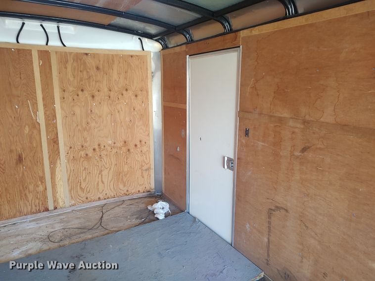 image for item KR9692 2007 Interstate I10218TA3  enclosed cargo trailer