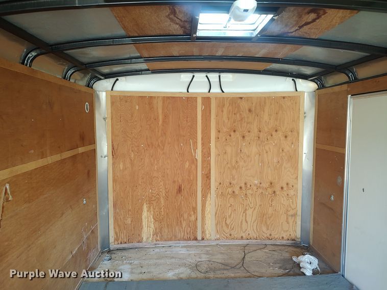 image for item KR9692 2007 Interstate I10218TA3  enclosed cargo trailer