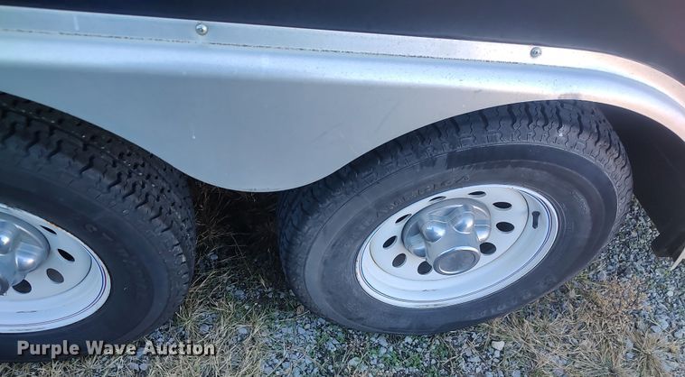 image for item KR9692 2007 Interstate I10218TA3  enclosed cargo trailer